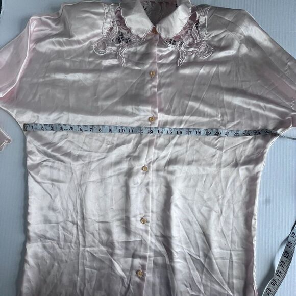 Linda Vintage Pink Satin Lace Cutout Nightshirt Sleepwear LP42612 Womens P/S - Picture 7 of 7